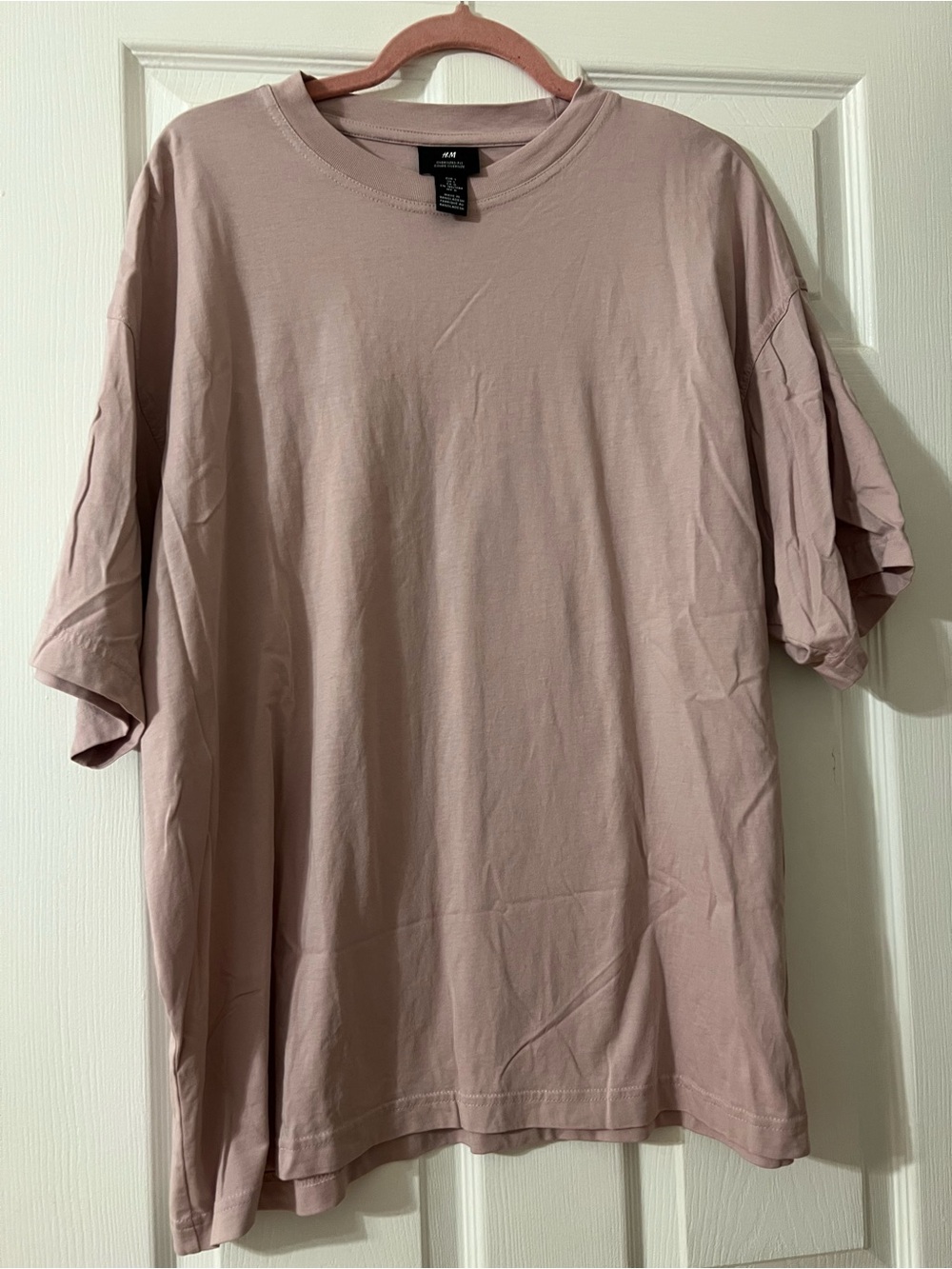 H&M Men's Oversized Fit Crew Neck Tee in Dusty Rose